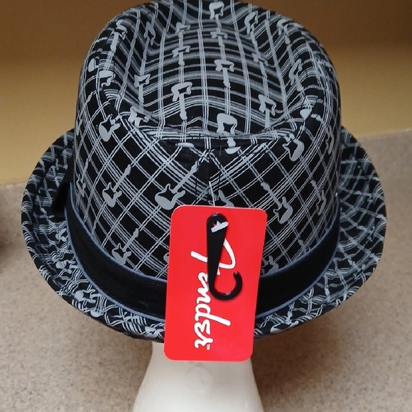 NWT! Fender Black and Gray Guitar Pattern Hat - Picture 2 of 8